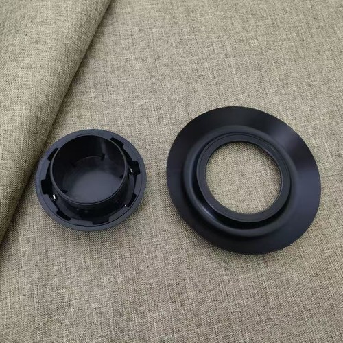 Matte black center wheel hub